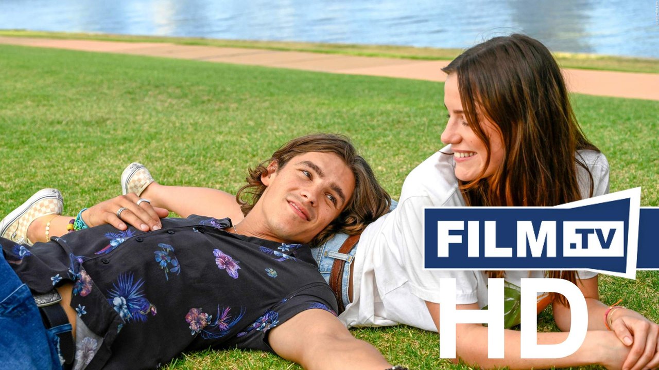 Das Mädchen deiner Träume Trailer Deutsch German (2021)