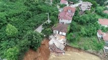 Su taşkını ve heyelanın meydana geldiği Akçakoca'da hasar tespitleri tamamlandı