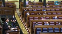 Diputados del PSOE aplauden que se despenalicen injurias como poner al Rey 