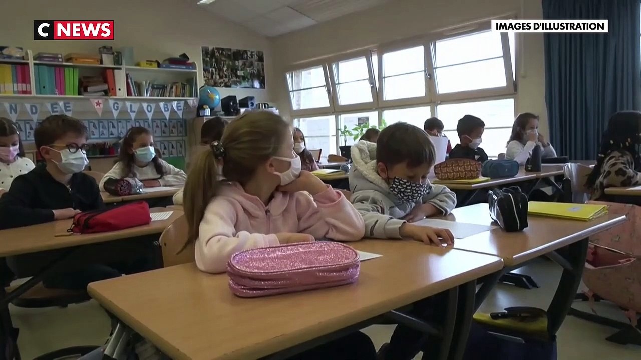 Le ministre de l’Éducation Jean-Michel Blanquer annonce un plan de formation à la laïcité sur quatre ans pour tous les enseignants dès la rentrée de septembre