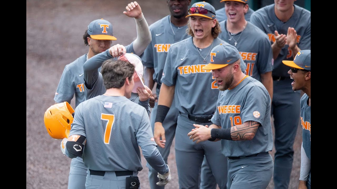 Is Tennessee baseball the College World Series favorite with Arkansas out