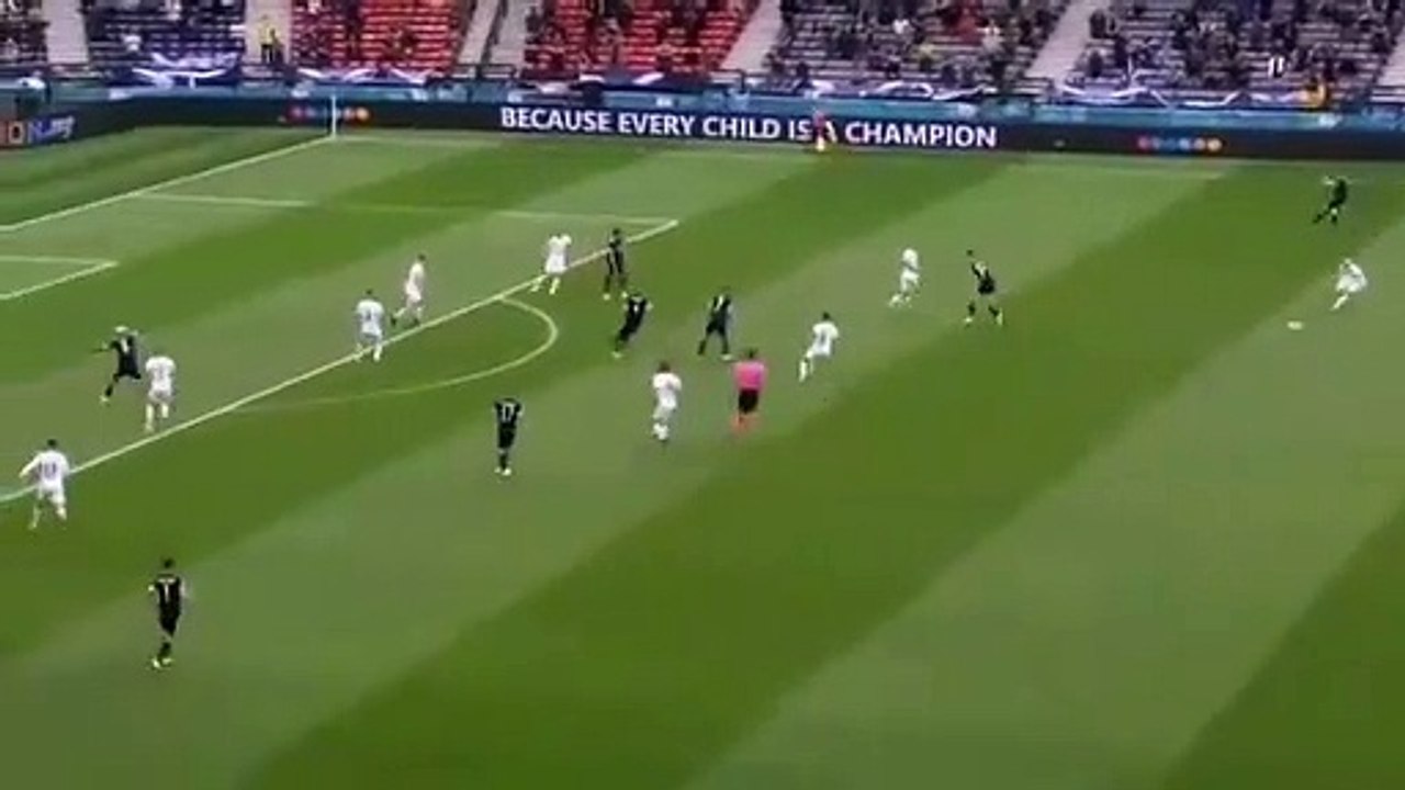 República Checa, récord en la Eurocopa 2021 por un golazo de mitad de cancha