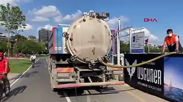 Caddebostan Sahili'nde müsilaj yoğunluğu arttı