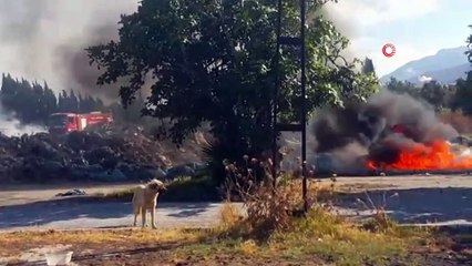 Hurda koltuğun tellerini çıkarırken yangına sebep oldu