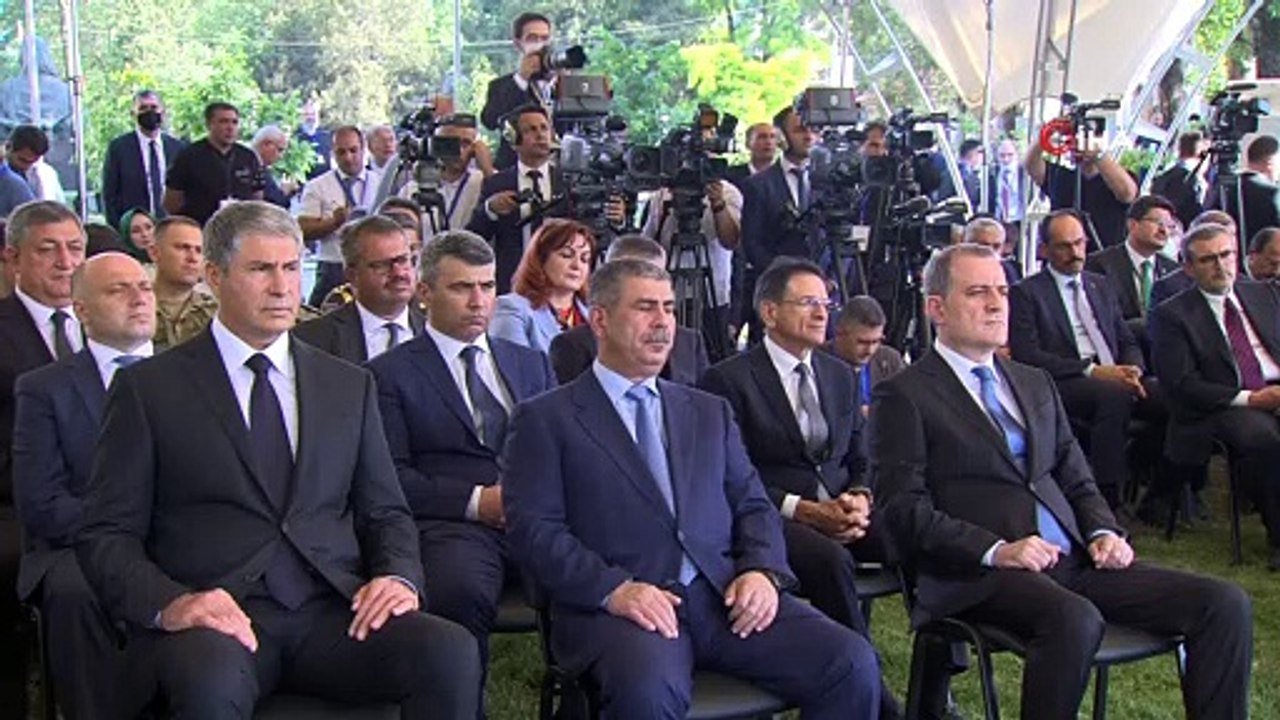 - Cumhurbaşkanı Aliyev: “Şuşa Deklarasyonu ile Azerbaycan-Türkiye ilişkileri yeni bir aşamaya geldi”