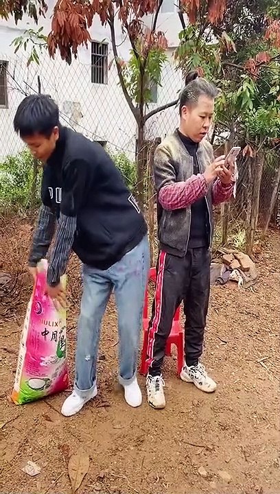 Gagal fokus gara-gara liat wanita cantik