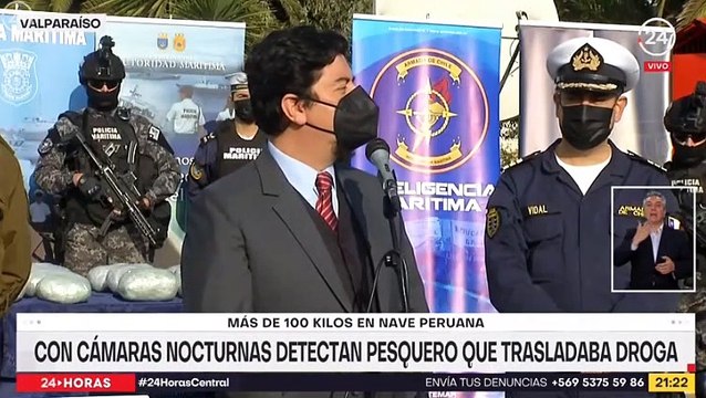 4 peruanos detenidos por tráfico de 120 kilos de drogas vía marítima - TVN