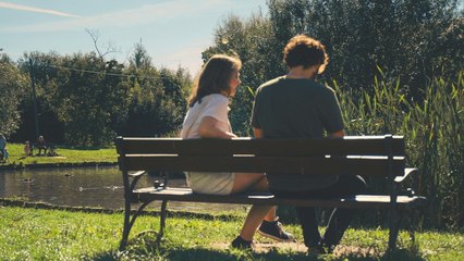 Tips Supaya Nggak Baper saat Menjalani Hubungan FWB