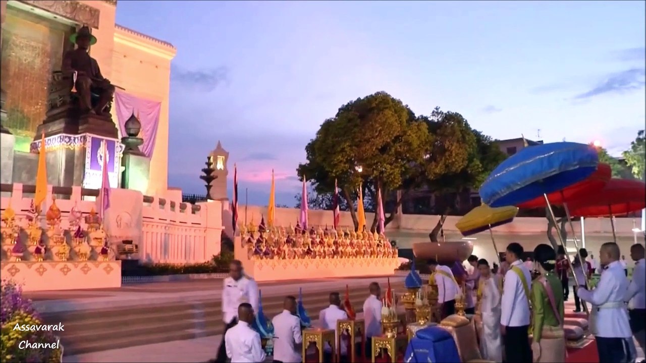 ในหลวงและพระบรมราชินี เสด็จพระราชดำเนินไปในการพระราชพิธีวันที่ระลึกมหาจักรีบรมราชวงศ์ พุทธศักราช2564