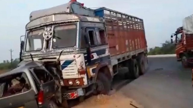 Ten people killed in car-truck collision in Gujarat