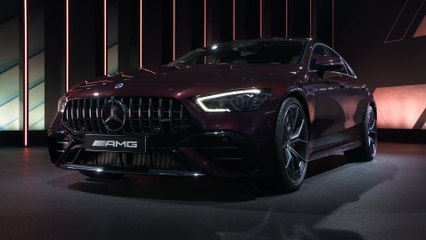 تحديث نمط الحياة لسيارة Mercedes-AMG GT 4-Door Coupé الناجحة