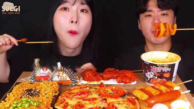 ASMR MUKBANG 편의점 직접 만든 핵불닭 떡볶이 양념치킨 김밥 디저트 먹방 & 레시피 FRIED CHICKEN AND Tteokbokki EATING