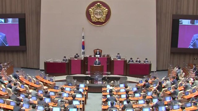 [더뉴스-더인터뷰] 빨라지는 대선 시계...與 일정 갈등·野 합당 신경전 / YTN