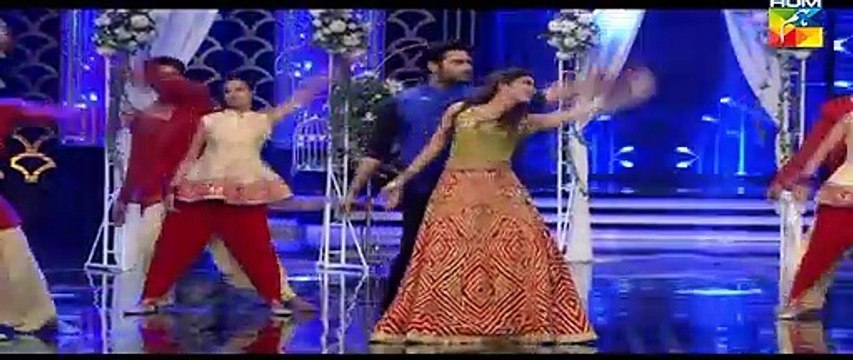Y2Mate.is - Humayun Saeed & Mehwish Hayat's dance performance at 4th HUM Awards-S3hHOUp69Eo-480p-1623829316685