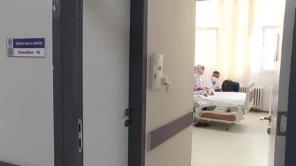 Kan ve dokusu 10 çocuğuyla uymayan anne, damadından yapılan nakille sağlığına kavuştu