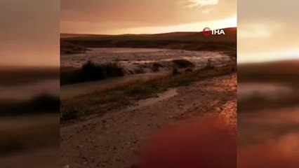 Sağanak sonrası araziler sular altında kaldı