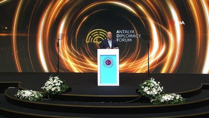 Télécharger la video: Dışişleri Bakanı Mevlüt Çavuşoğlu: 'Güney Kafkasya bölgesinin bir istikrar ve barış bölgesi olmasını istiyoruz. Bundan en çok faydalanacak tarafın Ermenistan olduğunu söylüyoruz.'