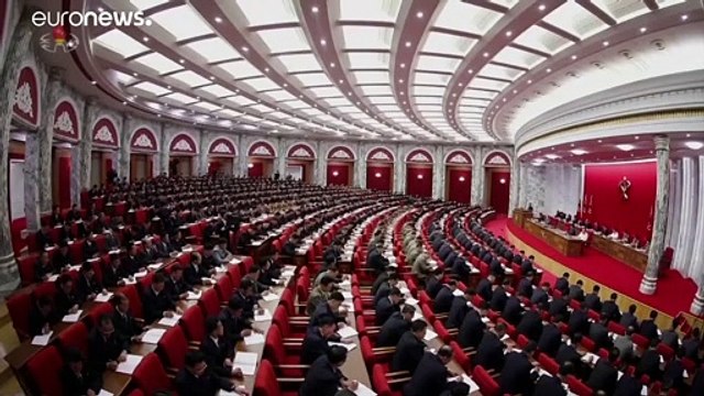 ما السبب وراء فقدان زعيم كوريا الشمالية كيم جونغ أون الكثير من وزنه؟