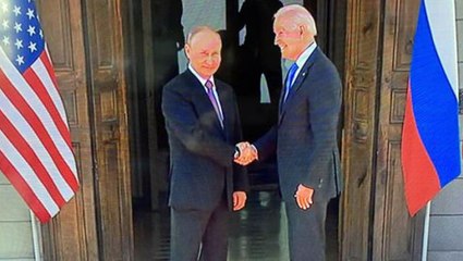 Dünyanın gözü bu zirvede! ABD Başkanı Biden ve Putin görüşme öncesi kameralara poz verdi