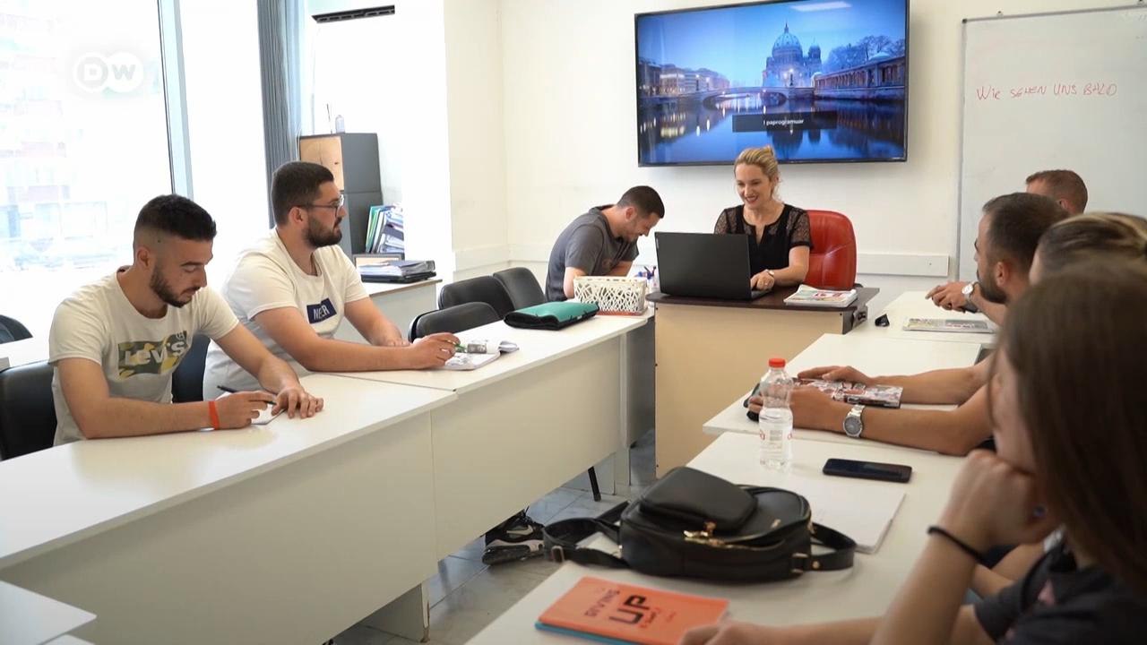 Kosovo: Deutsch lernen für einen Saisonjob