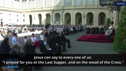 Pope: Jesus prayed for us on the Cross