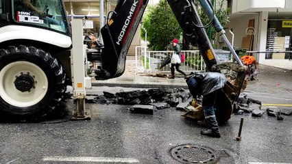 İSTANBUL - Sağanak yağış etkili oluyor