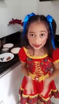 Alunos da EC 06 de Taguatinga recitam cordéis e ensinam receitas em concurso junino