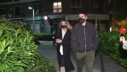 Javier Tudela y Marina Romero comparten la primera foto con su hijo