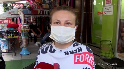 Yavru kedileri toplayıp yedi