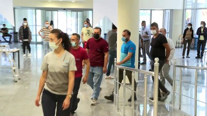 MANİSA - Organize sanayi bölgesinde çalışanlara Kovid-19 aşısı yapıldı