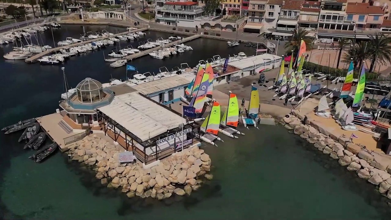 Fédération Française de Voile 2021 - Découvrez la SNGL  L'Ecole de Voile de Saint Cyr Sur Mer