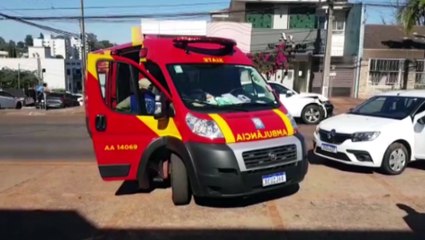 Download Video: Colisão entre dois veículos é registrada na Rua São Paulo, na Região Central