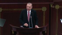 BAKÜ - Cumhurbaşkanı Erdoğan: 'Medeniyet ile vandallık arasındaki farkı görmek isteyen, gelsin Karabağ'da iki dönem arasındaki farka baksın'