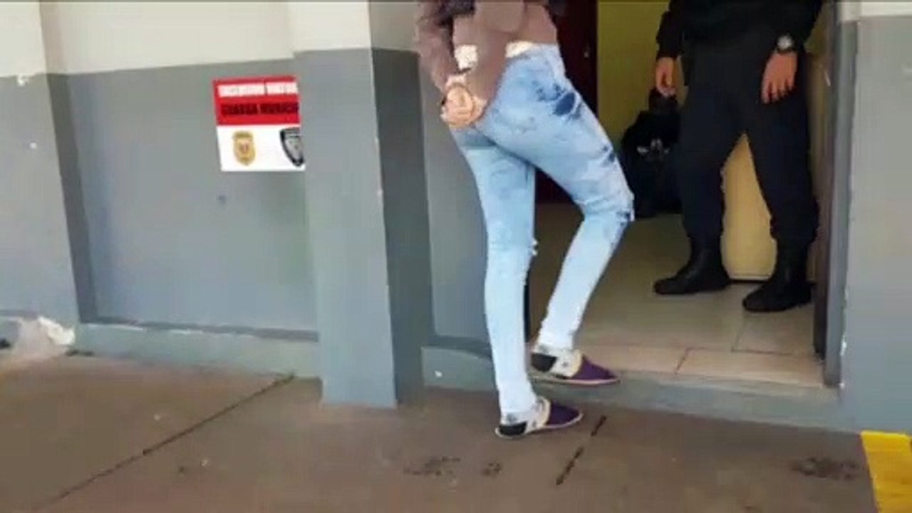 Cinco pessoas são detidas com drogas no Conjunto Riviera, em Cascavel