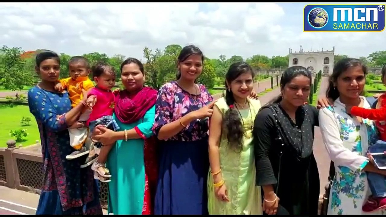 बीबी का मकबरा खुला की मौज मस्ती लेकिन प्रतिबंध के चलते लोगो में नाराज़गी -MCN Live Lite