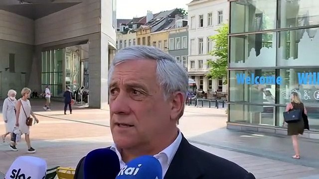 Tajani: Non è facile scegliere il candidato sindaco a Milano