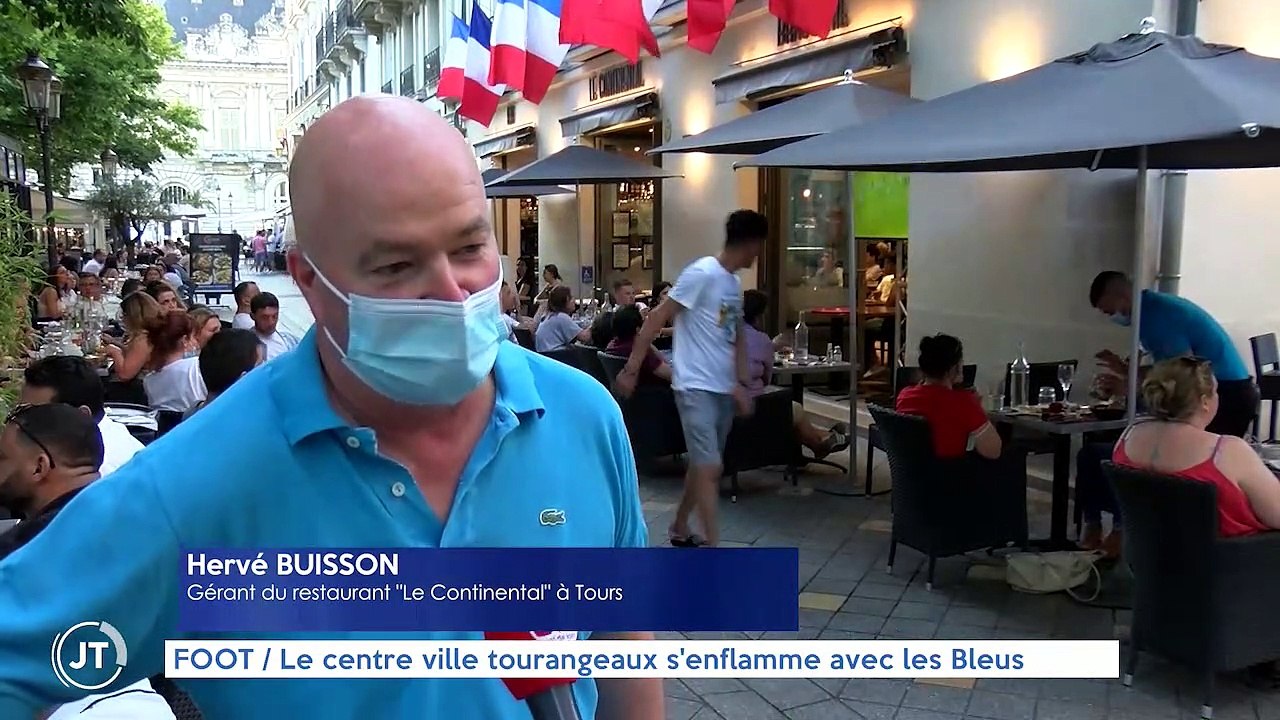 FOOT / Le centre ville tourangeaux s'enflamme avec les Bleus