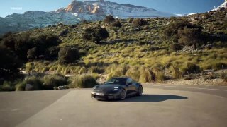 NEW Porsche 992 GT3 Touring (2022) Elegance and High-Performance