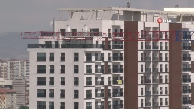 Son dakika haber... Kılınç'tan ev alacaklara uyarı: Tüketicilerin şuanda bitmiş ve yarı mamul konutları almalarında yüzde 35 kazançları olur