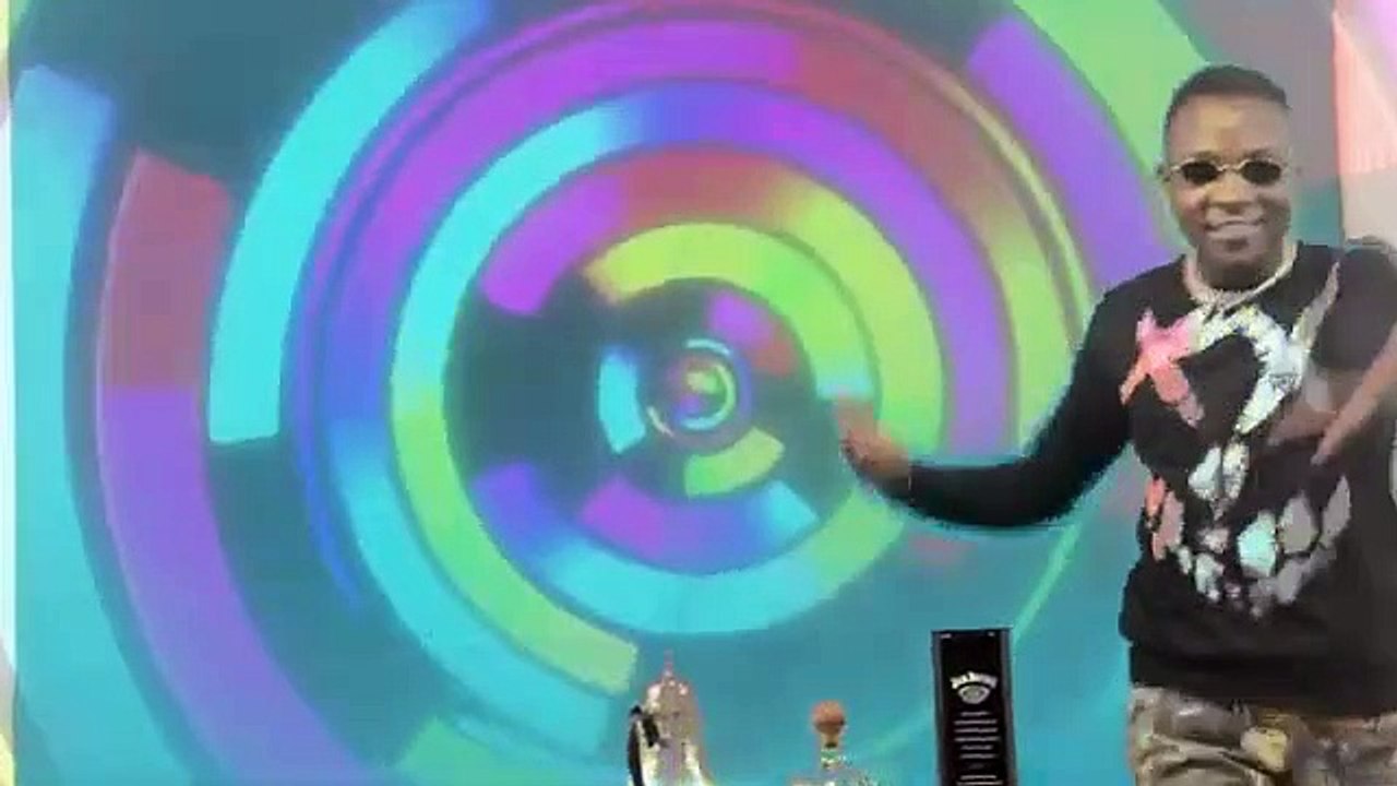 DANSE_AFRO_PERFORMANCE_AVEC_DAV_SKYLER_ET_TALENTS_UNITED_Musique_de_KODJO_V(360p)