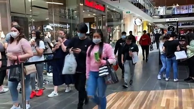 Fair Work Commission raises minimum wage by 2.5 percent