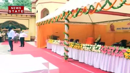 Uttar Pradesh: गोरखपुर में CM योगी, लगाया जनता दरबार, देखें रिपोर्ट