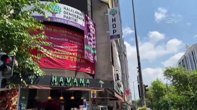 İZMİR - HDP İl Başkanlığının da bulunduğu binada silah sesleri duyuldu