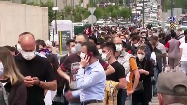 ANKARA - Salgına karşı 'milli mücadele' yürüten hastaneler günlük aşı uygulama kapasitesini artırıyor