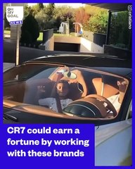 Cristiano Ronaldos amazing reaction to seeing Coca-Cola bottles at a press conference - O