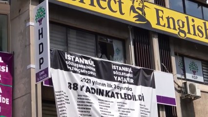 İZMİR - HDP İl Başkanlığının da bulunduğu binada silah sesleri duyuldu (2)
