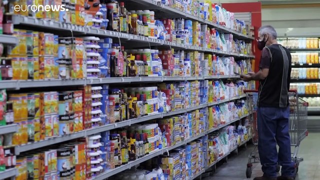 Inflación creciente y precios en dólares: la pesadilla de comprar alimentos en Venezuela