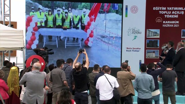 KARABÜK - Bakan Selçuk, Karabük'te yapımı tamamlanan okulların açılış törenine katıldı