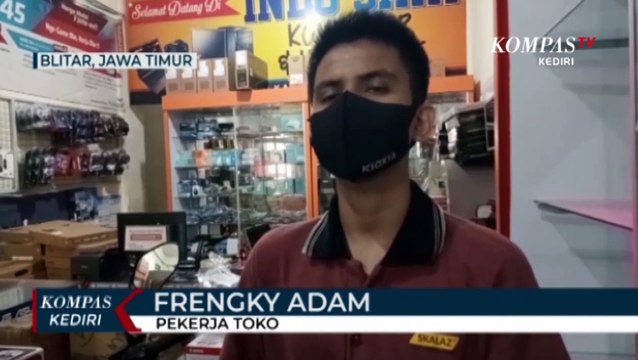 Aksi Komplotan Pencuri Bobol Toko Komputer Terekam CCTV