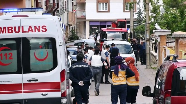 SİVAS - Eski çalışanı kadını pompalı tüfekle rehin alan şüpheli, ikna edilerek teslim oldu